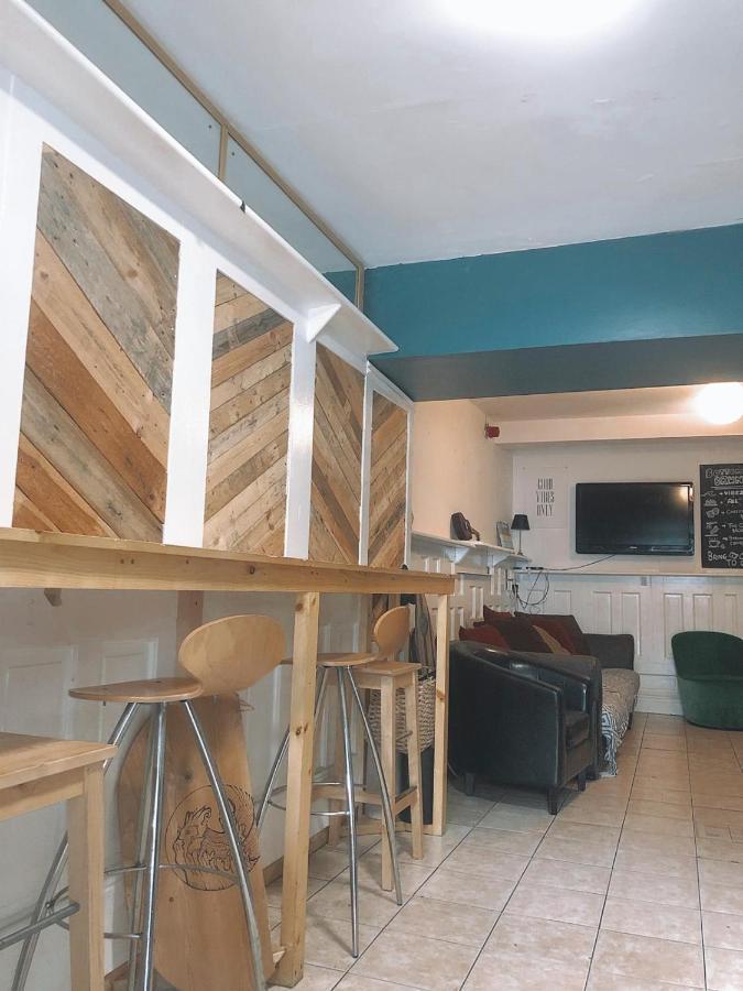 Lahinch -Beach -Surf- Hostel Buitenkant foto