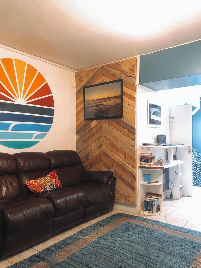 Lahinch -Beach -Surf- Hostel Buitenkant foto